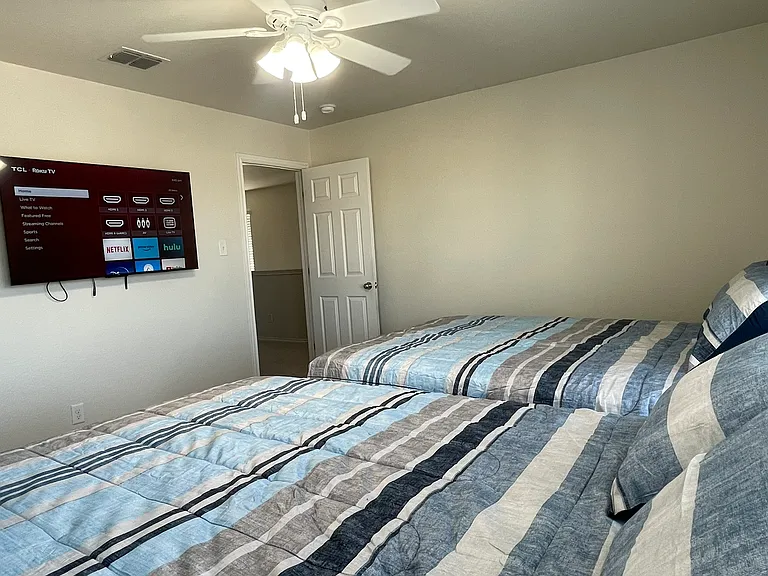 3738 Gallery Wls — Photo 76