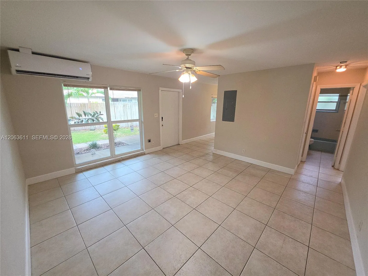 Boca Ratone Hghts — Photo 2