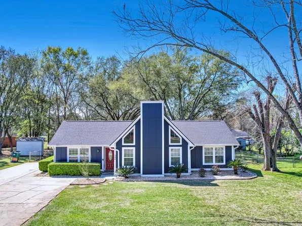 504 Longbow Dr, Albany, GA 31721