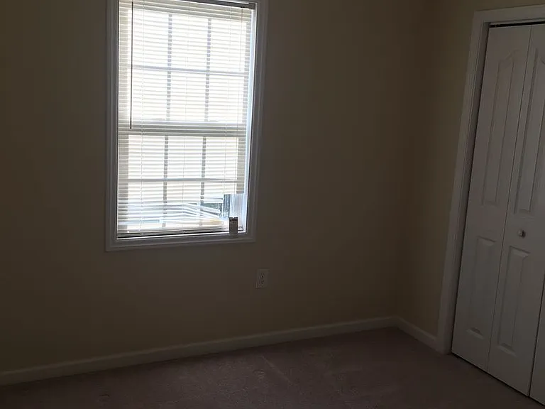 2504 McKinley Ave — Photo 18