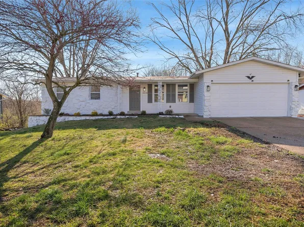 4636 Towne Hall Dr, Arnold, MO 63010