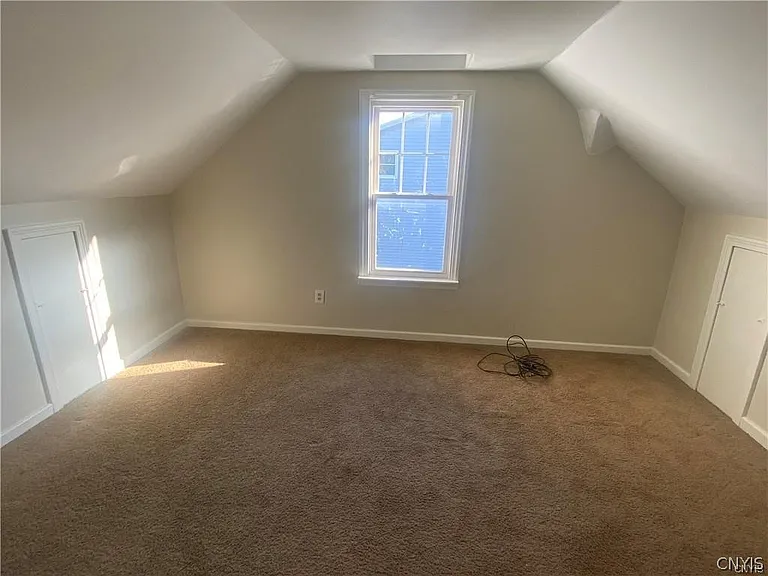 106 Hazelhurst Ave #0 — Photo 12