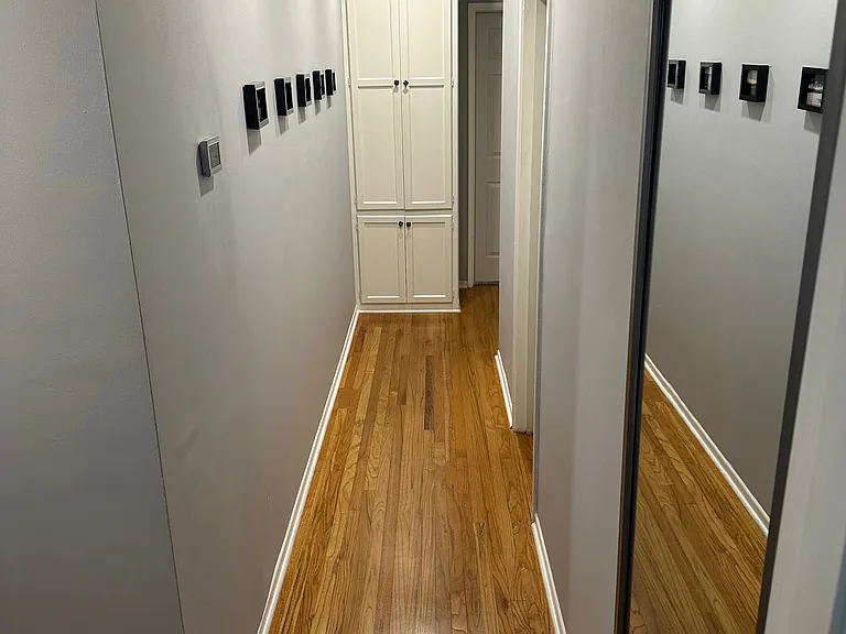 8958 N Swinton Ave — Photo 58
