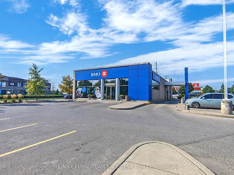 73 Pine Gate Pl — Photo 36