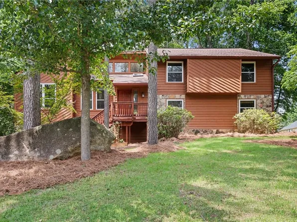 3007 Manning Dr, Marietta, GA 30062