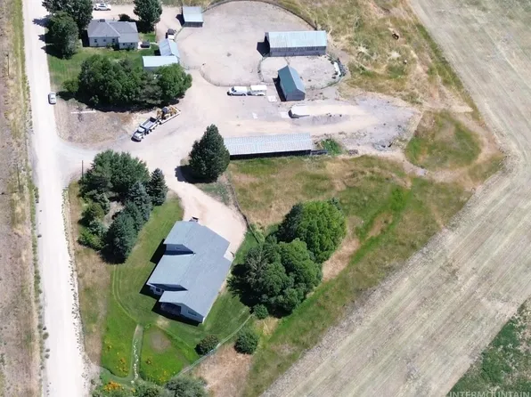 5 W 100 S, Fairfield, ID 83327