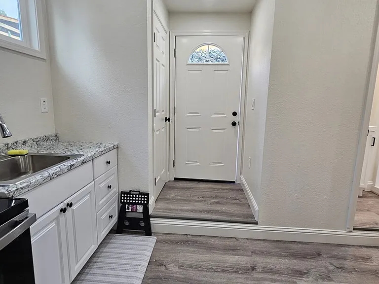 Renaissance Ln — Photo 2