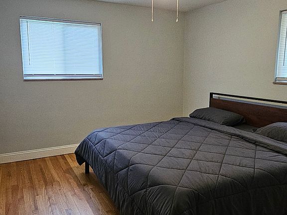 5th image of 7600 Pennsylvania Ave #7600