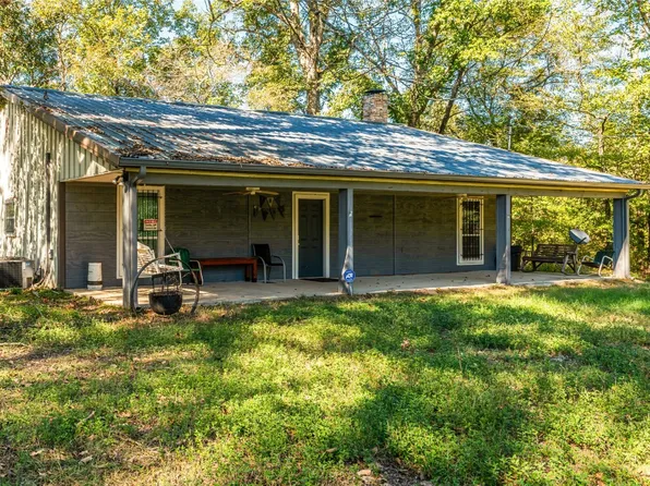 1355 County Road 3335, Avery, TX 75554