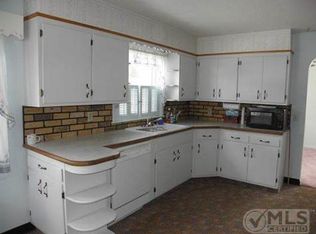 587 Duncan Ave, Ishpeming, MI 49849