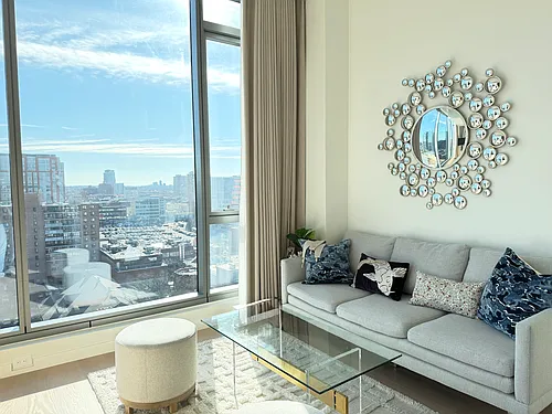 35-32 Leavitt St #Penthouse A Photo 1