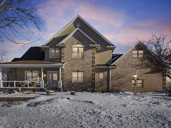 2nd image of 937 Fox Ridge Rd