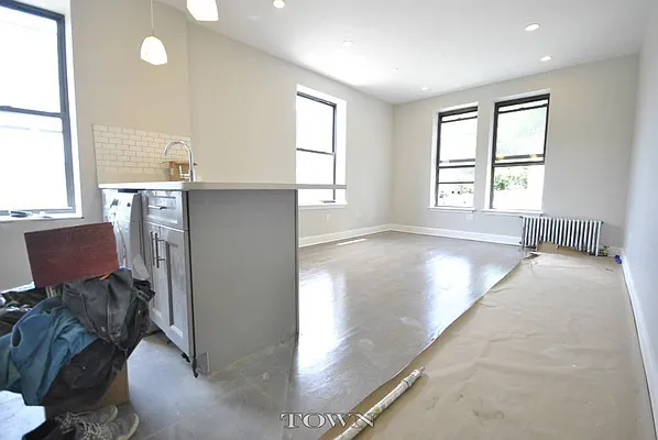 Rented by Town Residential | media 6