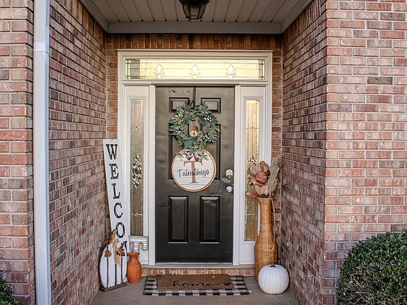 5th image of 2609 Buckingham Gate SW