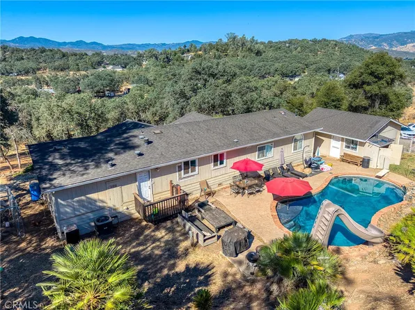 20766 Yankee Valley Rd, Hidden Valley Lake, CA 95467