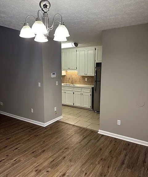 508 Deer Path — Photo 21