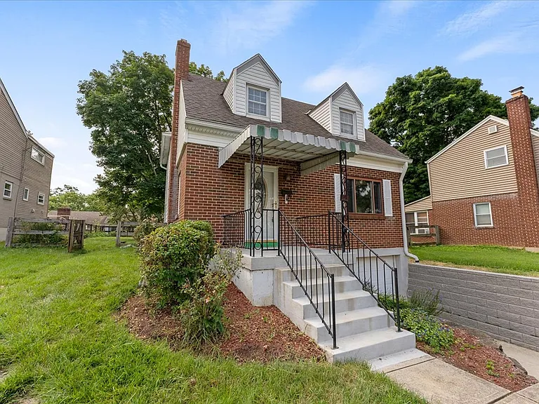 1103 Mount Allen Rd — Photo 2