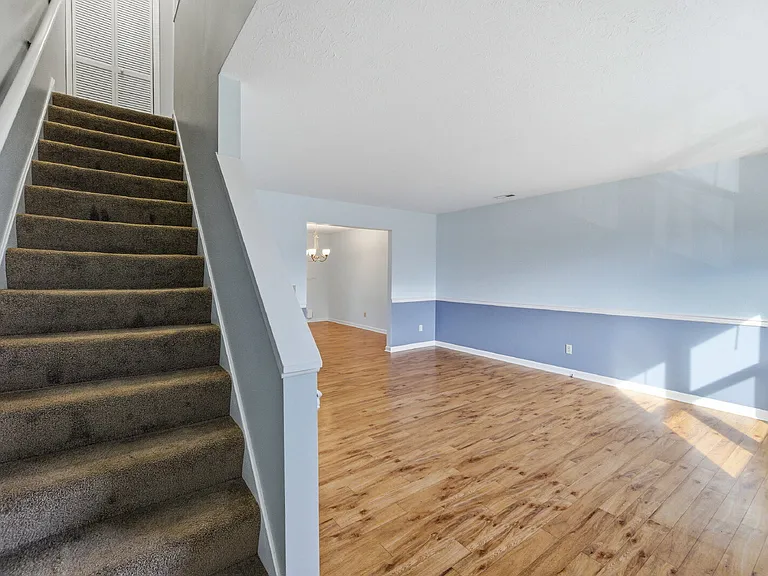 830 Vine St — Photo 18