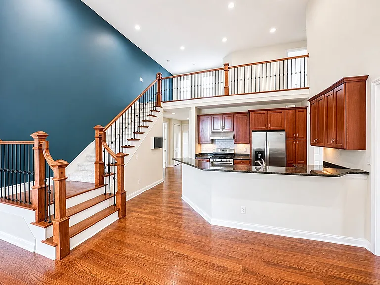 4392 Navin Field Ln — Photo 10