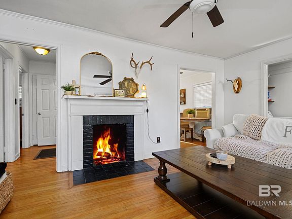 2nd image of 202 Morgan Ave