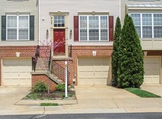 8135 Cerromar Way, Gainesville, VA 20155