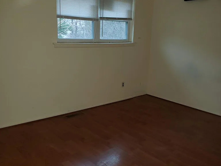 160 Eaves Mill Rd — Photo 11