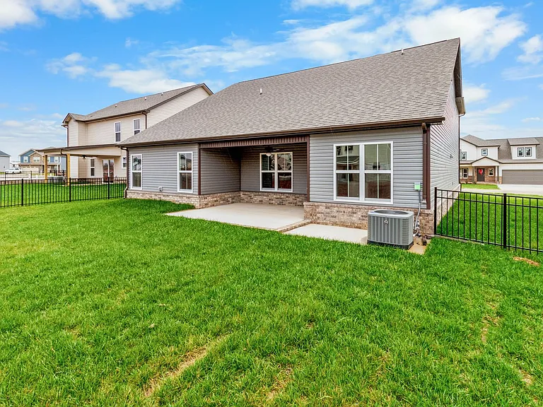 2628 Rafiki Dr — Photo 36