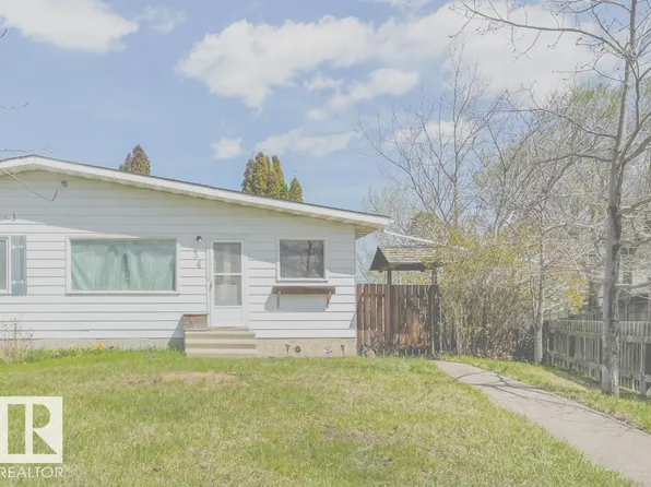 34 Camelot Ave, Leduc, AB T9E 4M3