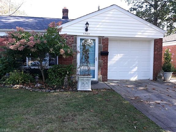 2nd image of 1757 Longwood Dr