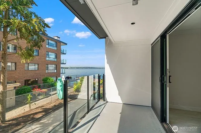 6333 Lake Washington Blvd NE #206 — Photo 15