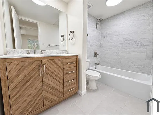 2 bed, 890 sqft, $1,500 — Photo 3