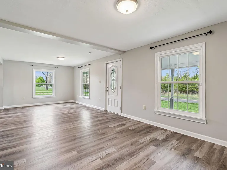 5023 Broad Run Church Rd — Photo 3