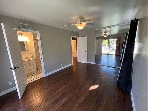 3rd image of 1125 Myrtle Dr