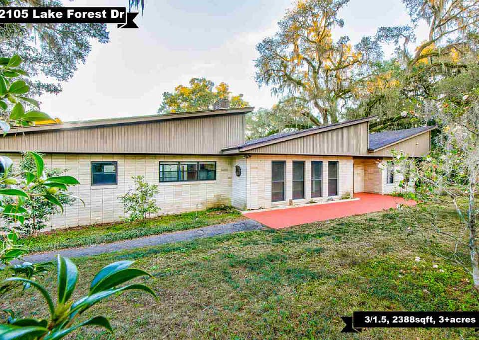 1st image of 2105 Lake Forest Dr
