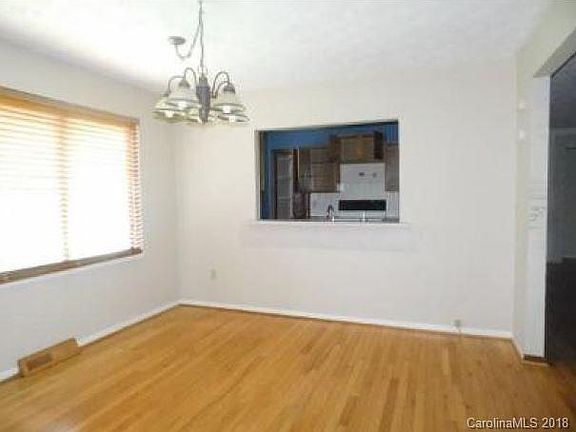 4th image of 210 Tilson Dr