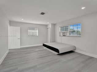 5657 Grant St #5, Hollywood, FL 33021