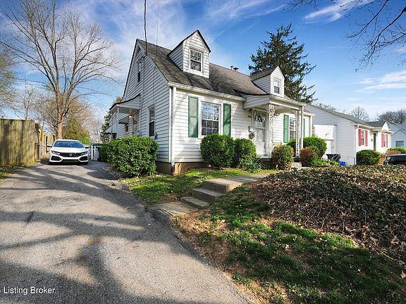 5th image of 4616 Hillside Dr