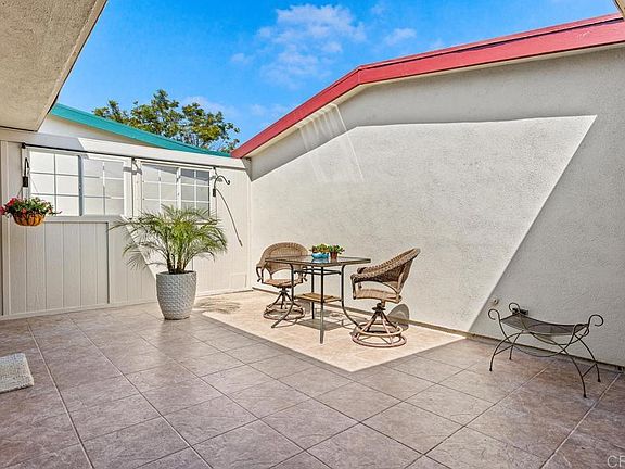 5th image of 3890 Vista Campana S