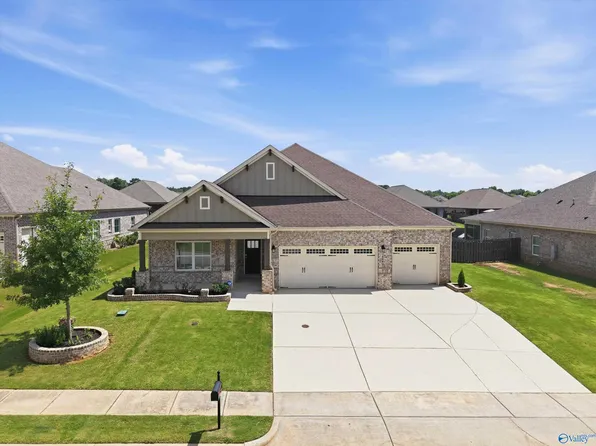 14840 Willow Rose Ln, Athens, AL 35613