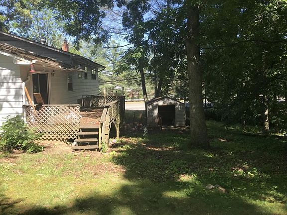 4th image of 1101 Woodside Dr