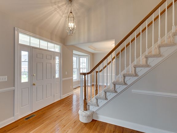 4th image of 5700 Amelia Springs Cir