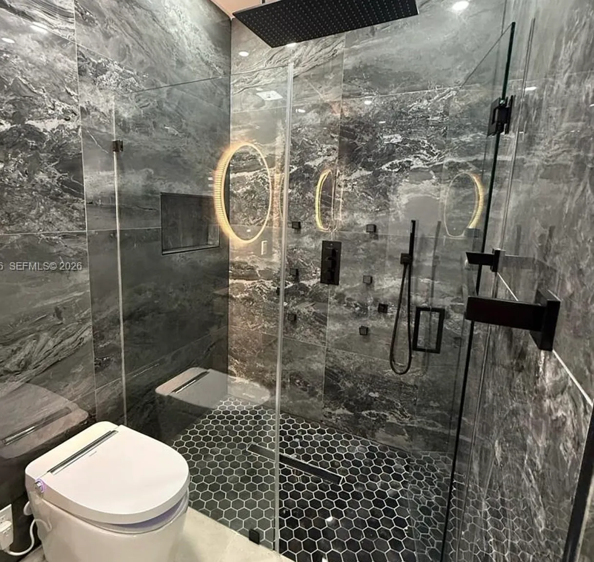 1 bed, 500 sqft, $2,450 — Photo 4