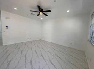 Newport Fontana, Fontana, CA 92335
