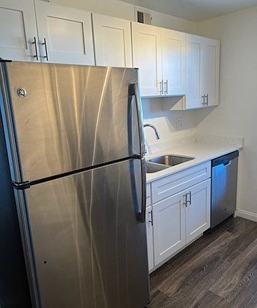 4th image of 231 W Horizon Ridge Pkwy APT 2926