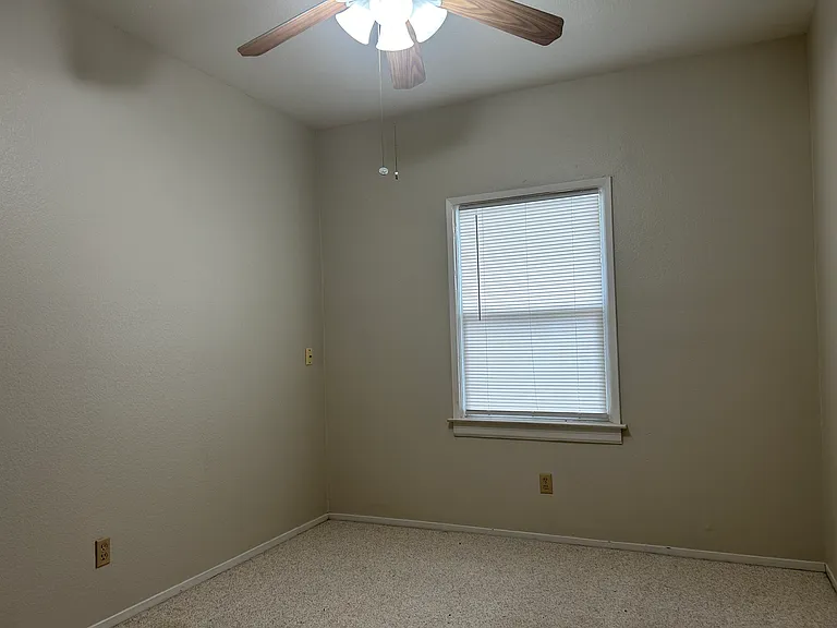 1145 Parker Ave — Photo 2
