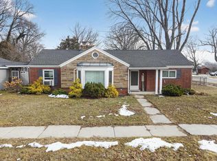 28540 Roan Dr, Warren, MI 48093