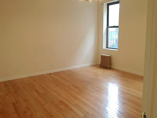 Rented by Bohemia Realty Group | media 32