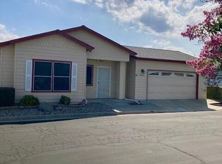4606 S Linda Vista St, Visalia, CA 93277