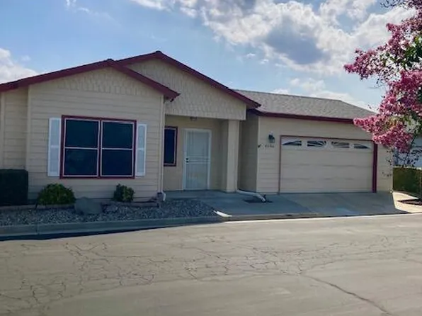 4606 S Linda Vista Street, Visalia, CA 93277