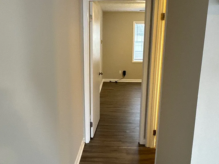 222 Chapman Rd #B1 — Photo 9
